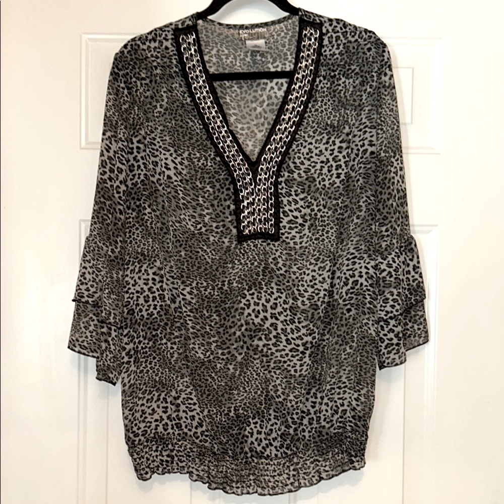 Evolution by JMS Sheer Leopard Top 1X 3/4 Bell Sleeve Chain Trim Black/Gray